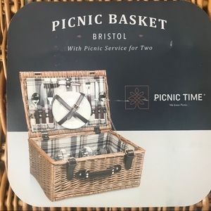 Brand New Picnic Basket